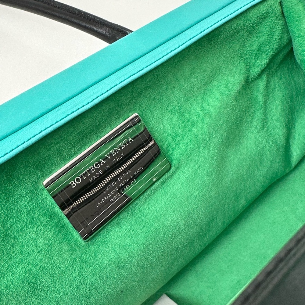 Bottega Veneta Black and Teal Butterfly Shoulder Bag - Picture 4 of 16